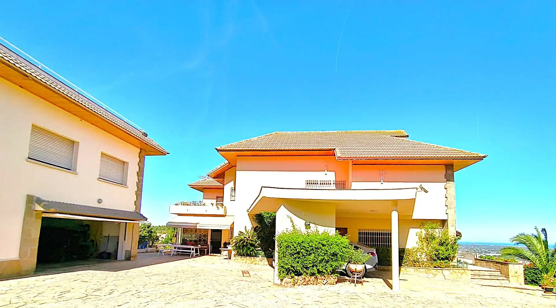 Exterior view of Houses for sale in Castelldefels  with Heating, Private garden and Terrace