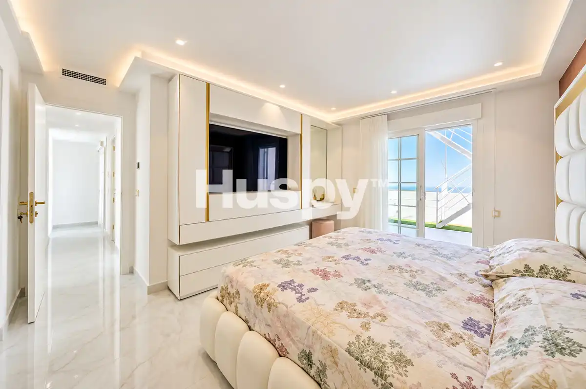 Semi-detached house with terrace for sale in Calle Liverpool, imagen 10