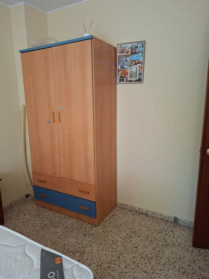 Habitación de Piso de alquiler en Sevilla con Aire acondicionado, Amueblado y Balcón