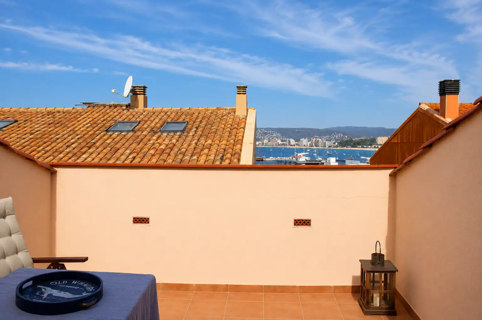 Terrace of Flat for rent in Palamós  with Air Conditioner, Heating and Terrace