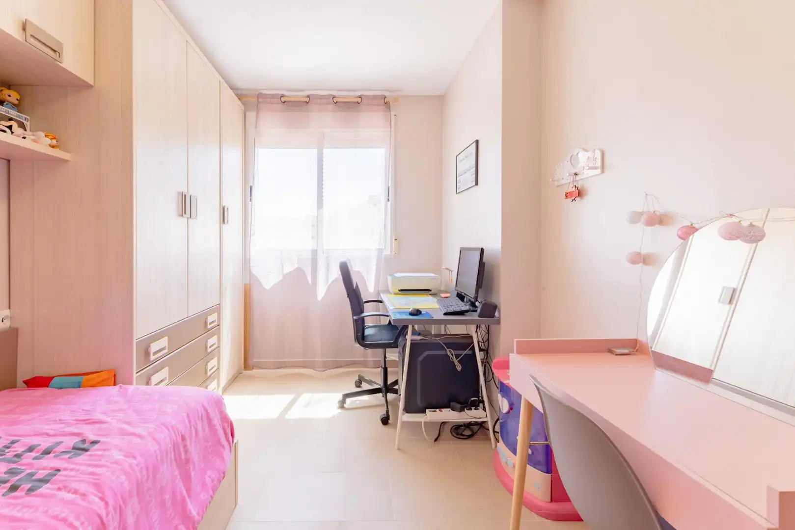 Habitación de Piso de alquiler en Catarroja con Aire acondicionado, Calefacción y Amueblado