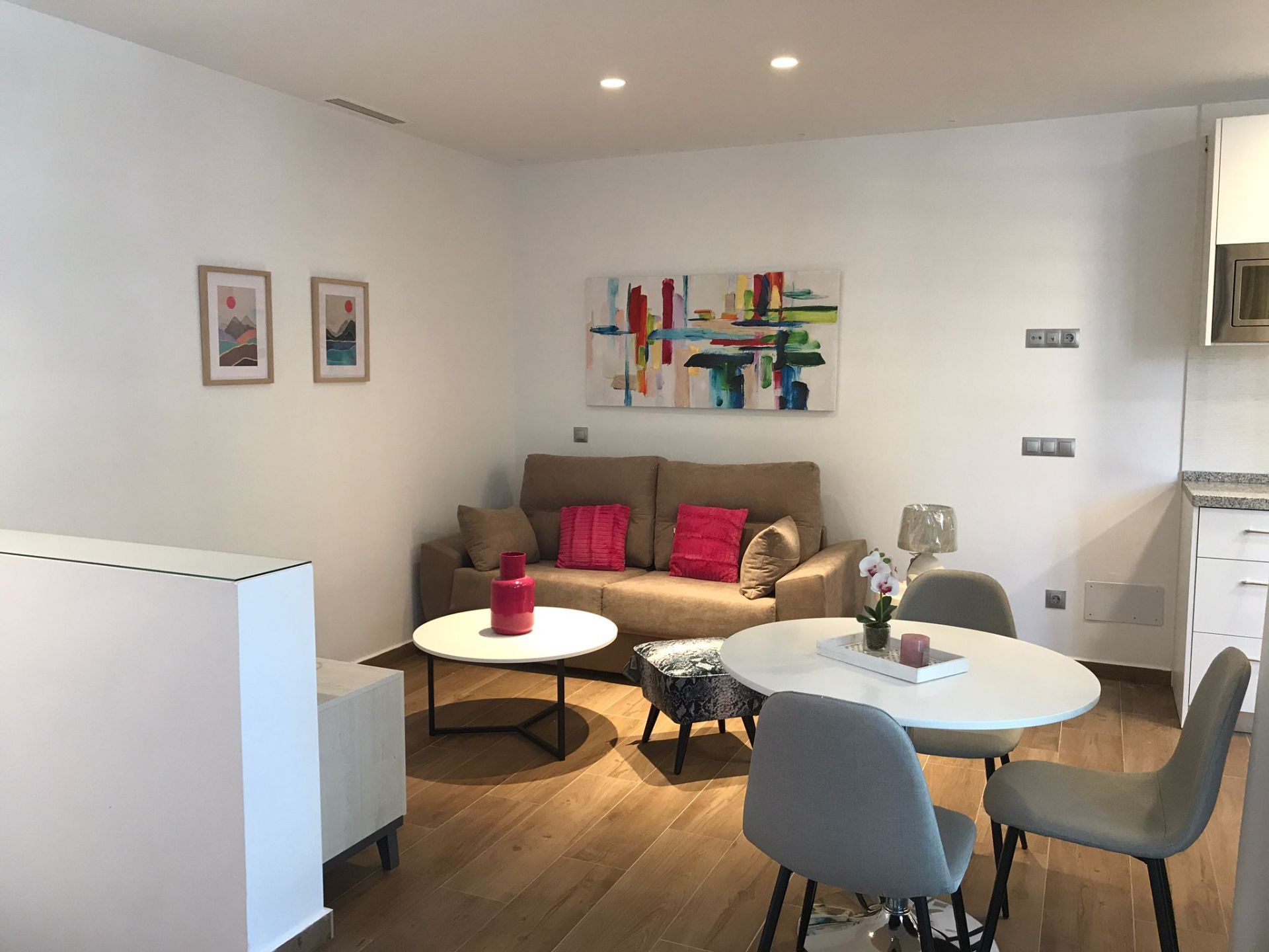 Flat for rent in JOSE CALDERON, Campanillas