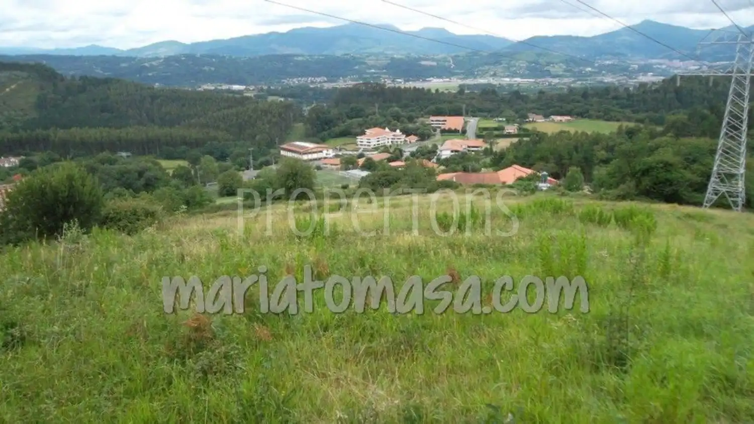 Residencial en venda en Loiu