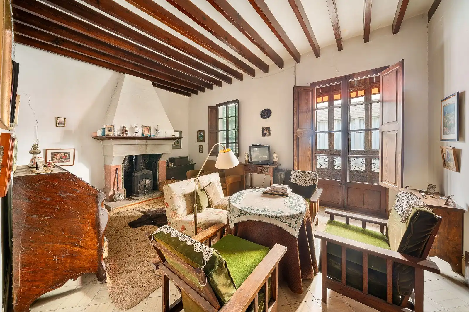 Wohnzimmer von Einfamilien-Reihenhaus zum Verkauf in Sa Pobla mit Heizung, Privatgarten und Terrasse