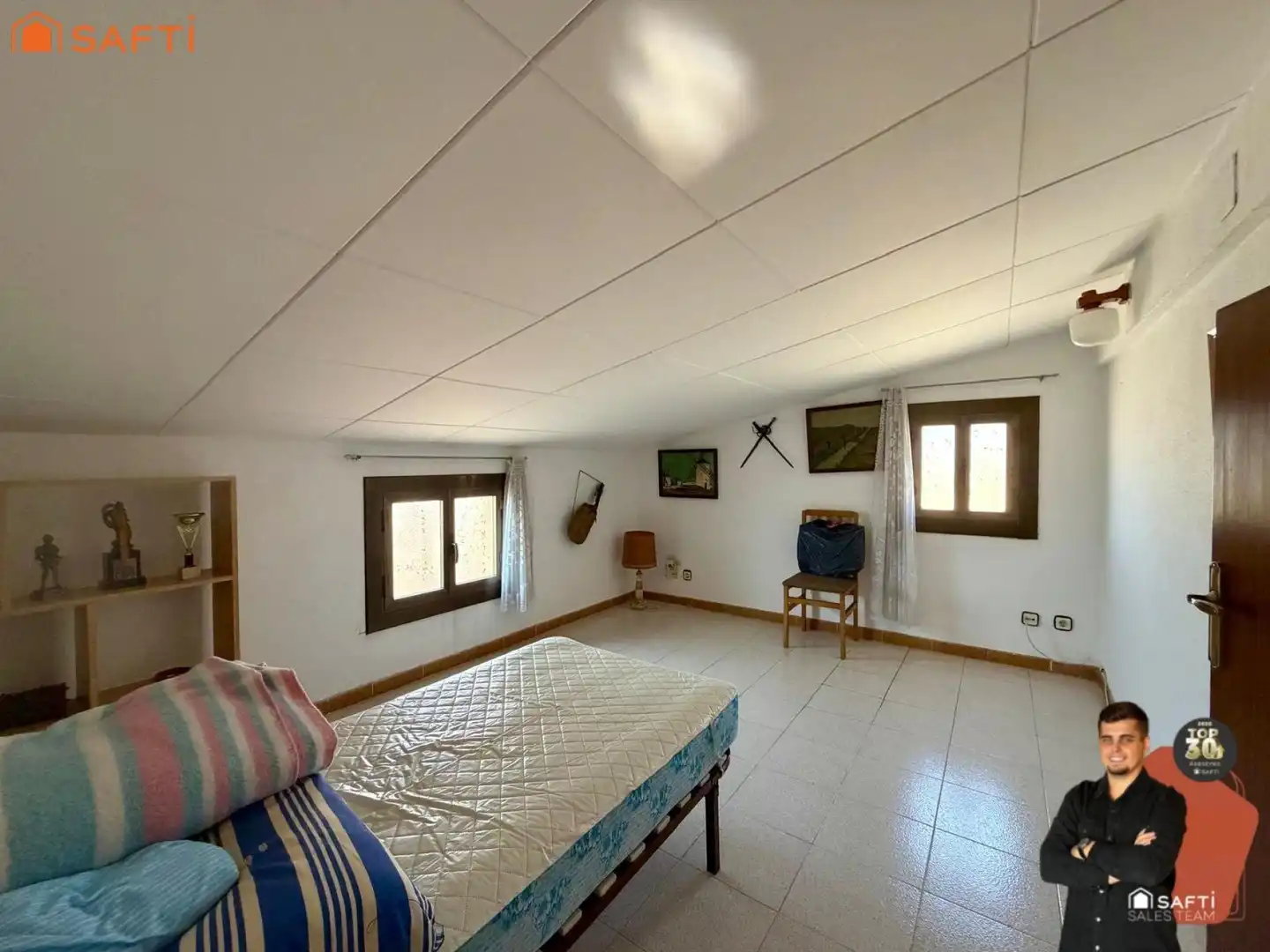 Habitación de Casa o chalet en venta en Pineda de Mar con Terraza y Balcón