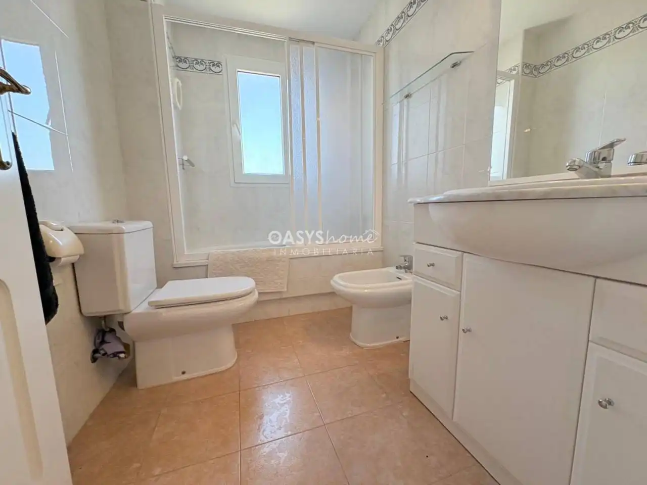 Bathroom of Flat for sale in La Manga del Mar Menor  with Terrace, Storage room and Community pool