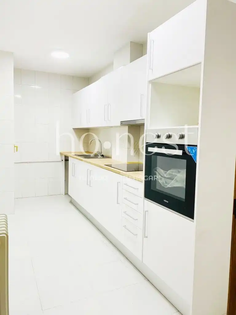 Wohnung zur Miete in N/A, 87, Sant Julià