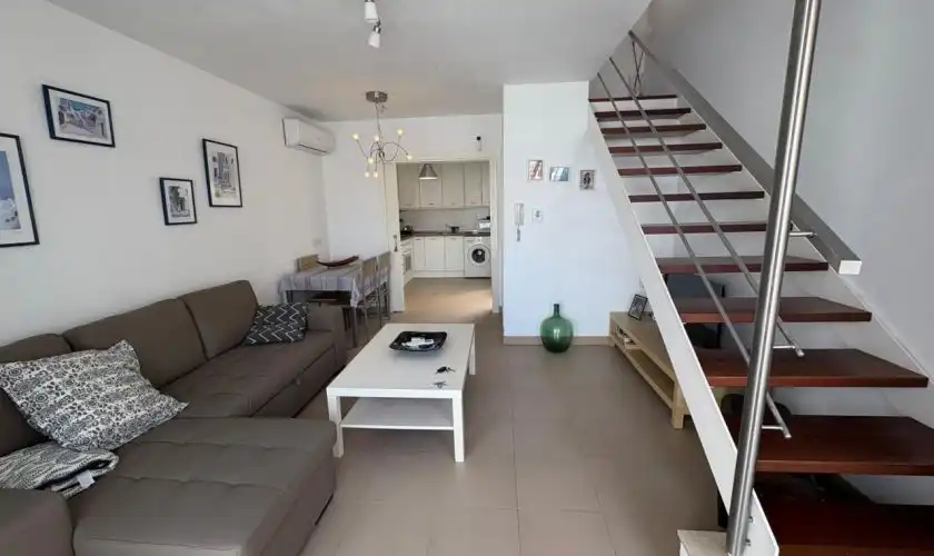 Wohnzimmer von Einfamilien-Reihenhaus zum Verkauf in Carboneras mit Klimaanlage, Terrasse und Abstellraum