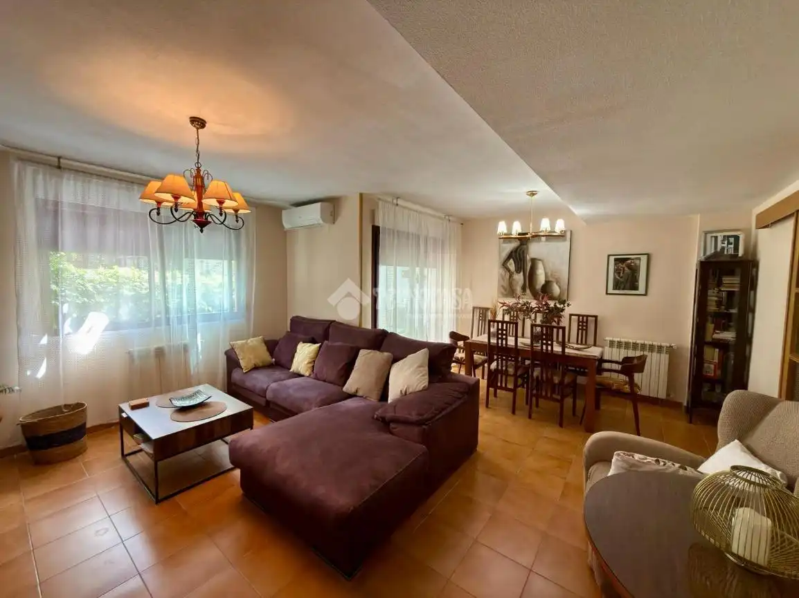 Living room of Houses for sale in Valdemoro  with Terrace, Storage room and Swimming Pool
