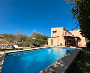 Piscina de Finca rústica de lloguer en Pollença amb Aire condicionat i Piscina