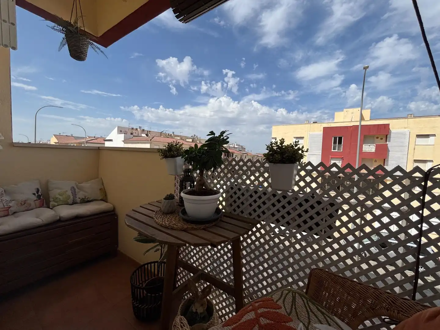 Flat for sale in Zona de la Vega