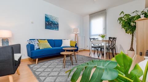 Foto 2 de Pis de lloguer a Calle Gonzalo de Berceo, Los Hueros, Madrid