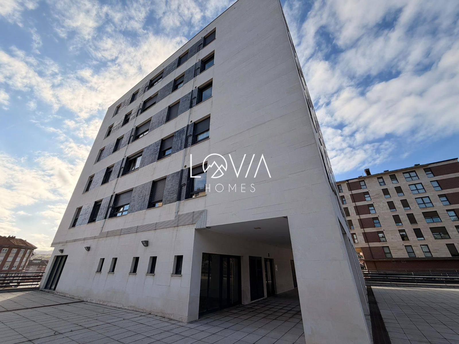 Vista exterior de Apartamento en venta en Avilés