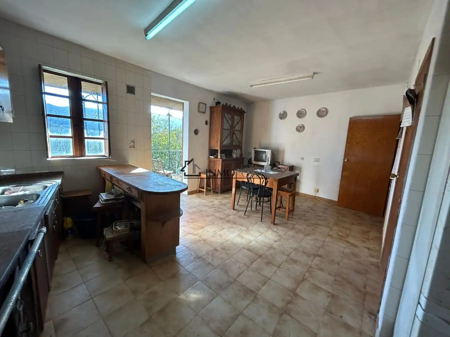 Cuina de Casa o xalet en venda en Cerdedo amb Jardí privat