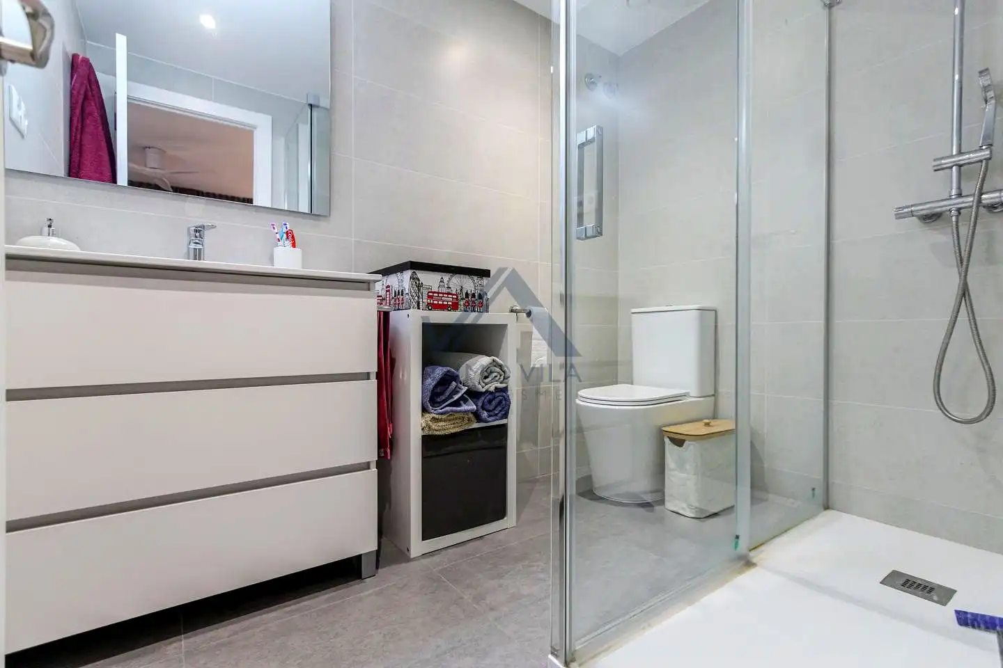 Baño de Piso en venta en Mataró con Aire acondicionado y Terraza