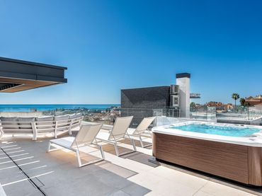 Villa mit Pool zum Verkauf in Calle Calle Periana