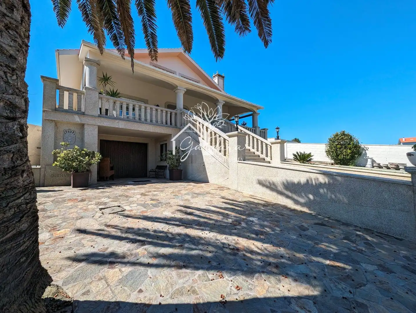 Vista exterior de Casa o chalet en venta en Ferrol con Calefacción, Parquet y Terraza