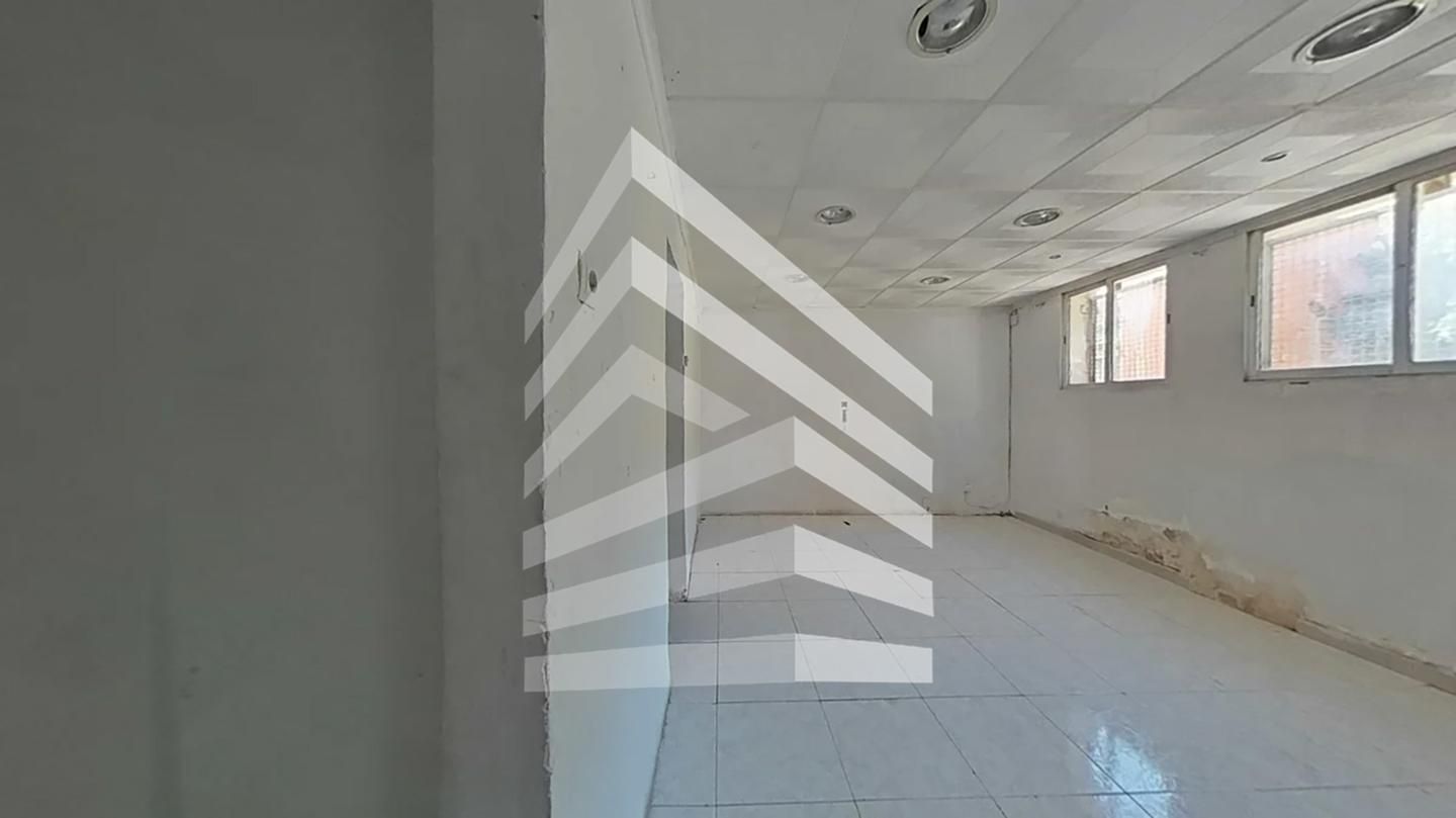 Planta baja for sale in Santa Coloma de Gramenet