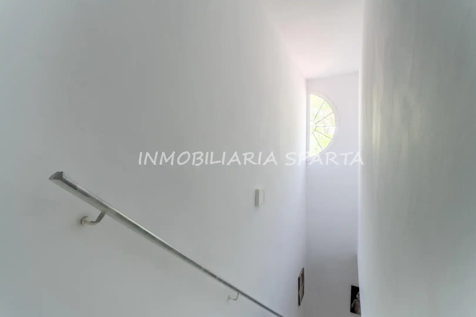 Detached homes for sale in Espartinas  with Air Conditioner and Heating