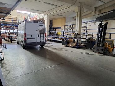 Nau industrial de lloguer a Altos del Olivar - El Caracol