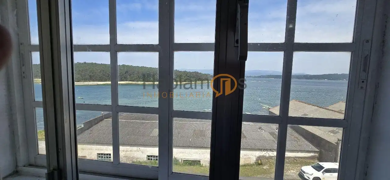 Piso en venta en Vilagarcía de Arousa con Calefacción, Terraza y Trastero