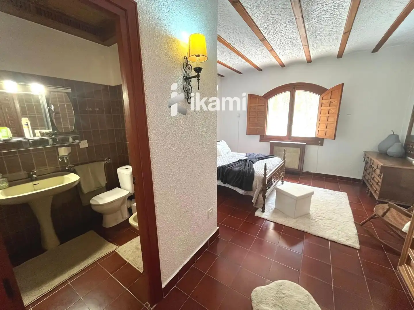 Habitación de Casa o chalet en venta en Elda con Calefacción, Trastero y Piscina