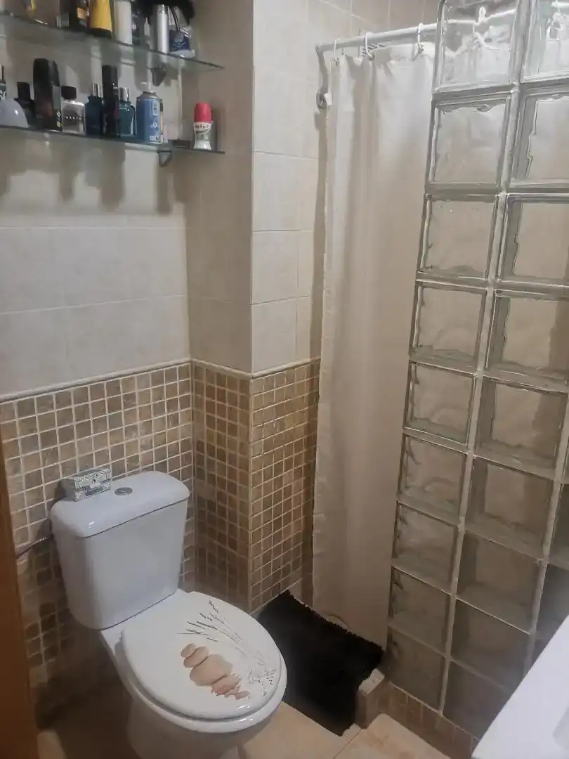 Bany de Planta baixa en venda en Montornès del Vallès