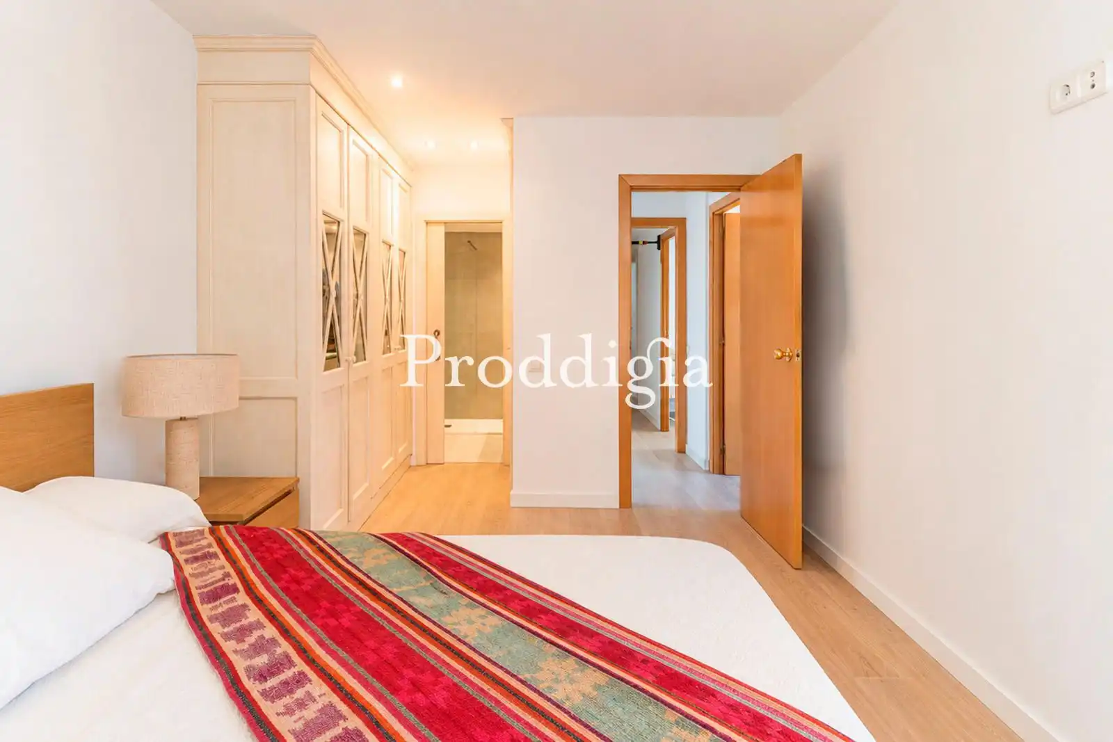 Bedroom of Flat for sale in Sant Cugat del Vallès  with Air Conditioner, Heating and Terrace