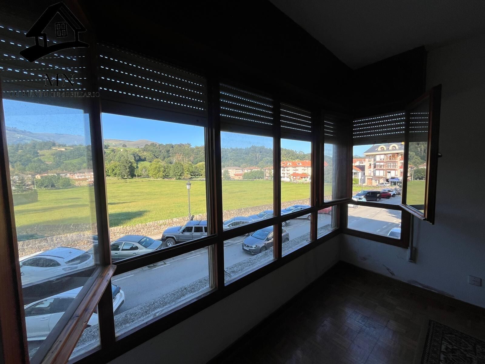 Piso en venta en Selaya con Balcón