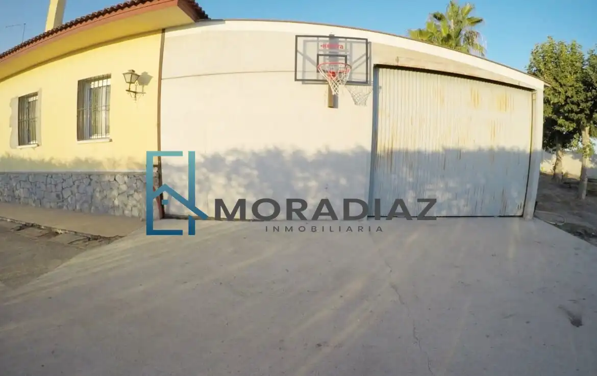 Vista exterior de Casa o chalet en venta en Don Benito con Aire acondicionado, Calefacción y Jardín privado