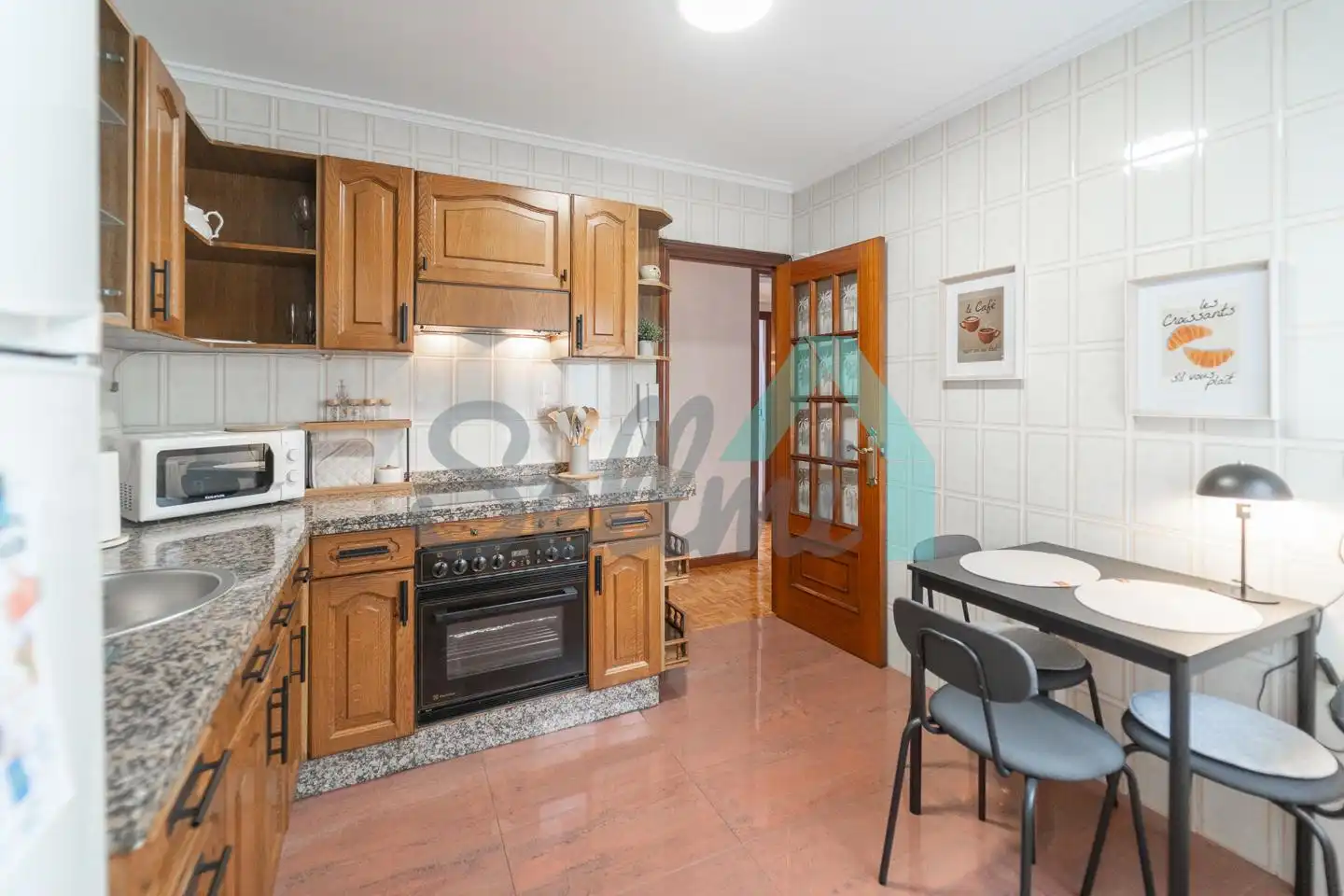 Küche von Wohnung zur Miete in Oviedo  mit Heizung, Parkett und Möbliert