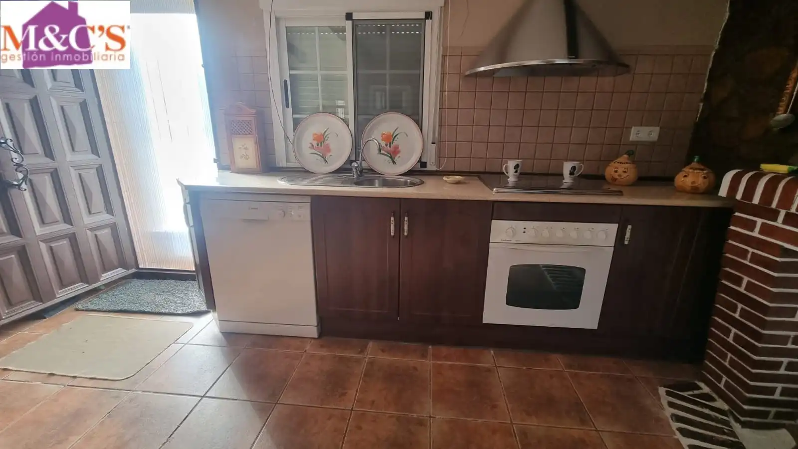 Cuina de Casa o xalet en venda en Cabezarrubias del Puerto amb Aire condicionat, Calefacció i Jardí privat