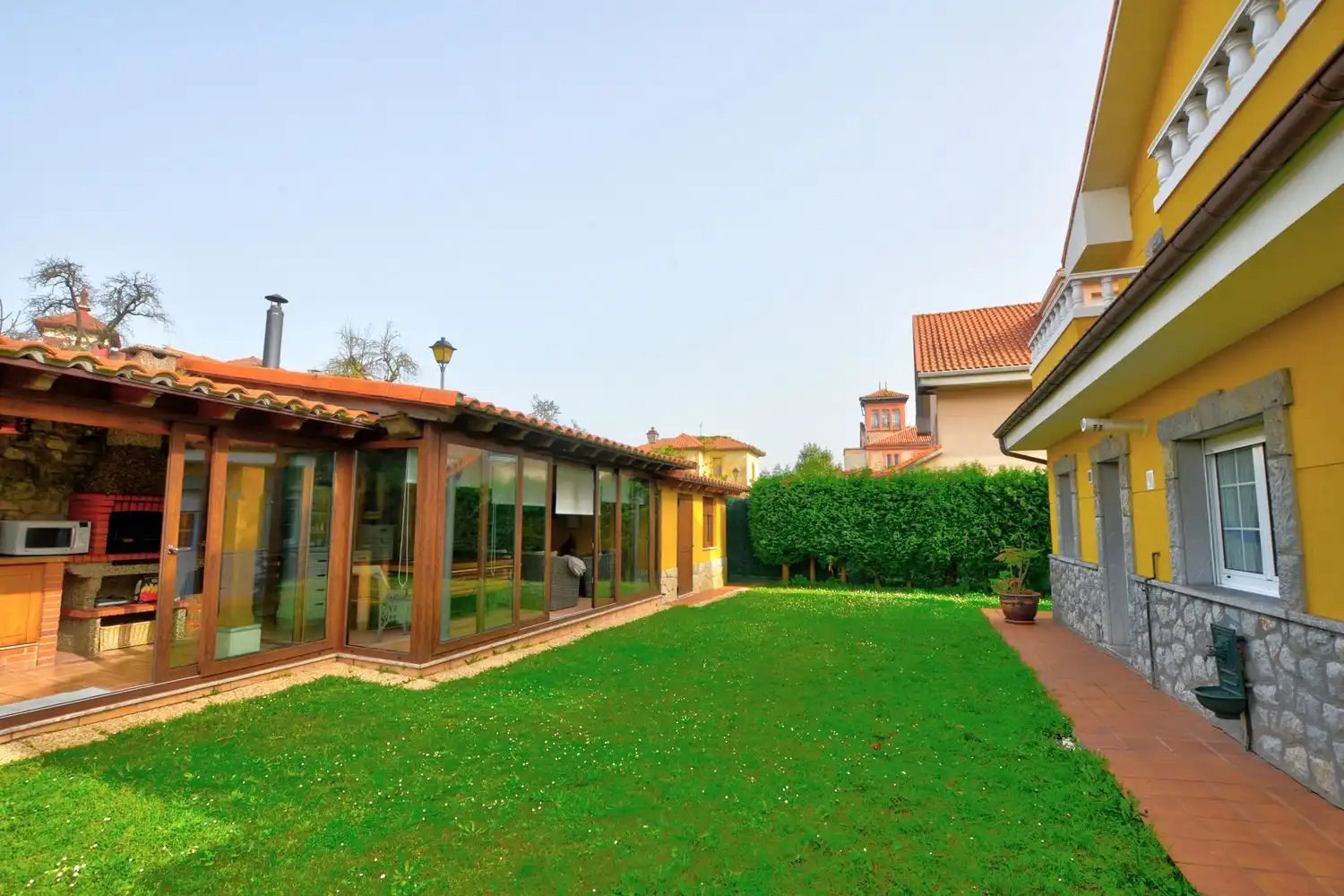 Jardín de Casa o chalet en venta en Avilés con Calefacción, Terraza y Trastero