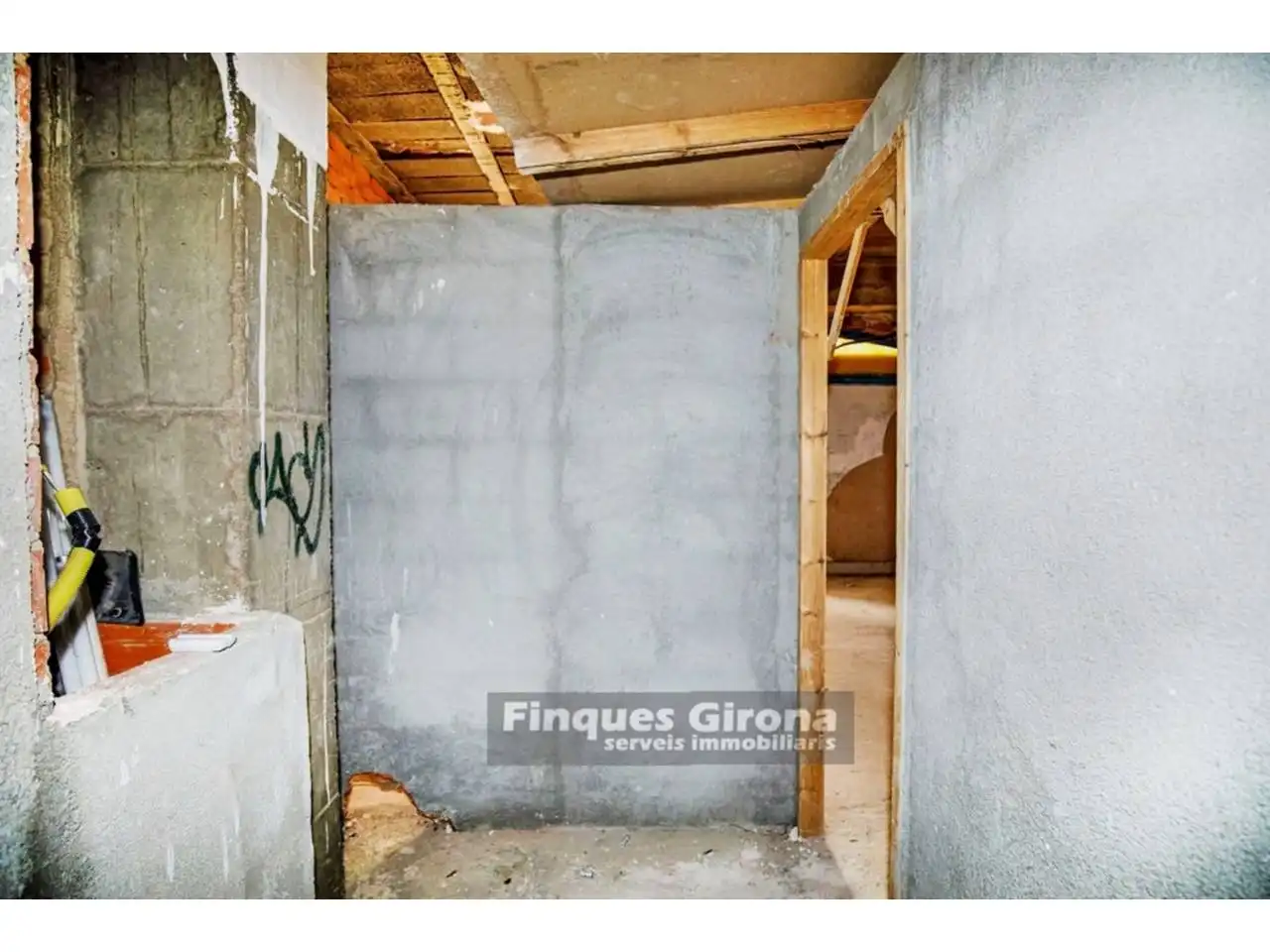 Flat for sale in Girona