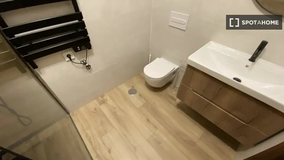 Room in Embajadores - Lavapiés