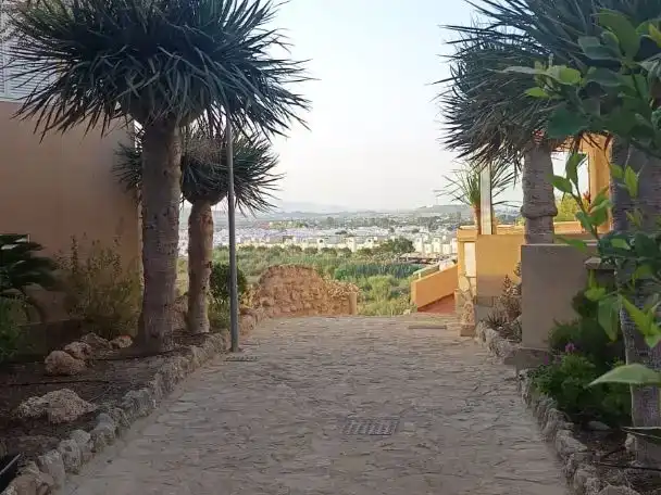 Vista exterior de Dúplex de alquiler en Garrucha con Aire acondicionado, Piscina y Amueblado