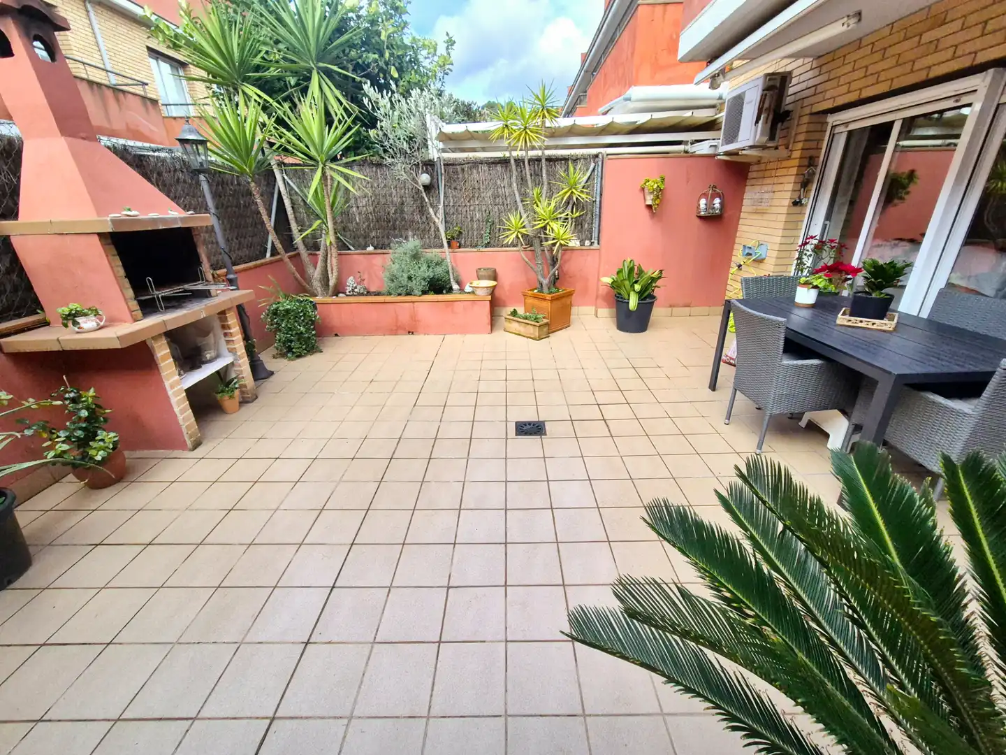 Terraza de Casa adosada en venta en Malgrat de Mar con Aire acondicionado, Calefacción y Jardín privado