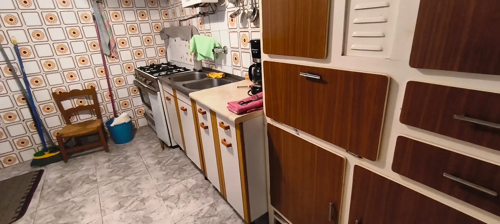Kitchen of Houses for sale in Zarza la Mayor, Cáceres