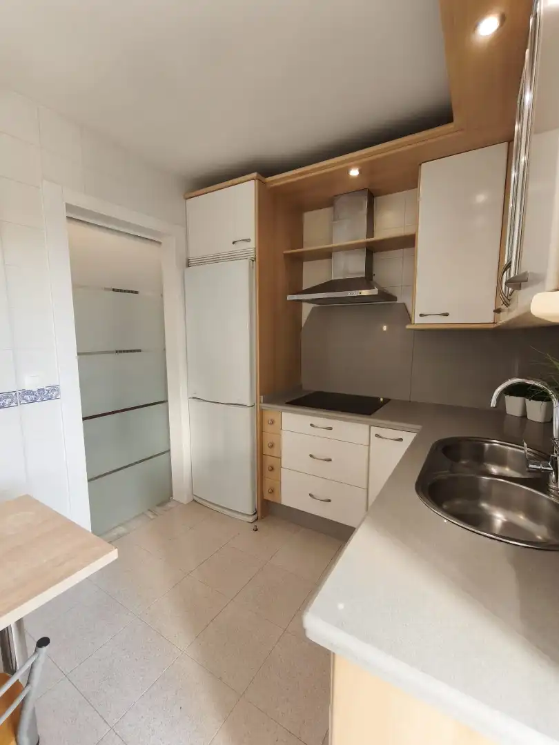 Cuina de Àtic en venda en Málaga amb Aire condicionat, Terrassa i Moblat