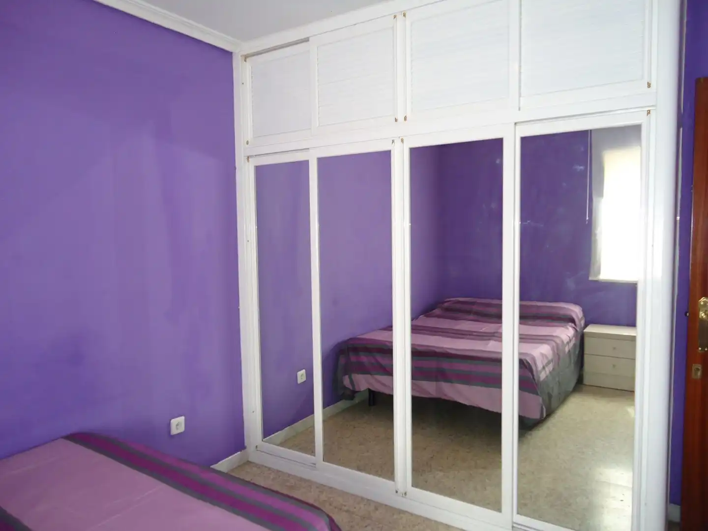 Habitación de Piso en venta en Montequinto con Aire acondicionado, Terraza y Amueblado