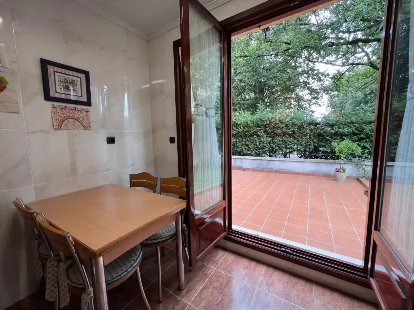Terrasse von Wohnung zum Verkauf in Basauri  mit Privatgarten, Parkett und Möbliert