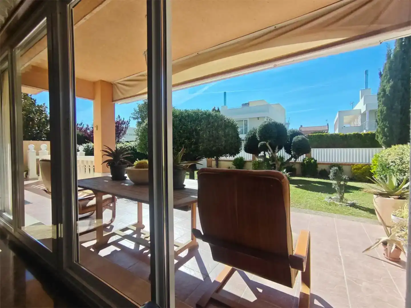 Terrassa de Casa o xalet en venda en  Zaragoza Capital amb Aire condicionat, Piscina i Balcó