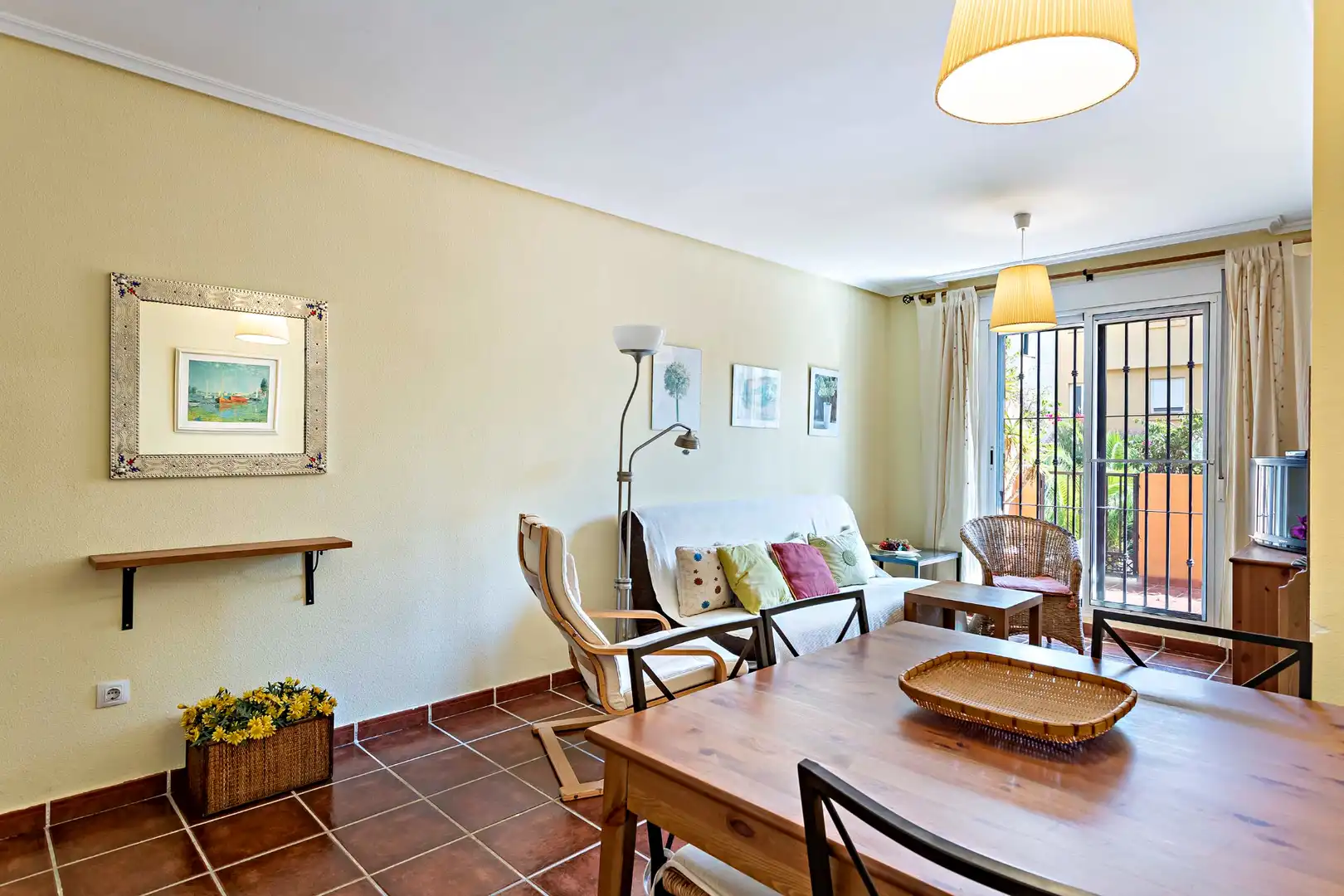 Sala d'estar de Planta baixa en venda en Vera amb Aire condicionat, Terrassa i Piscina comunitària