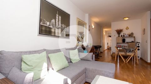 Image 2 of the listing