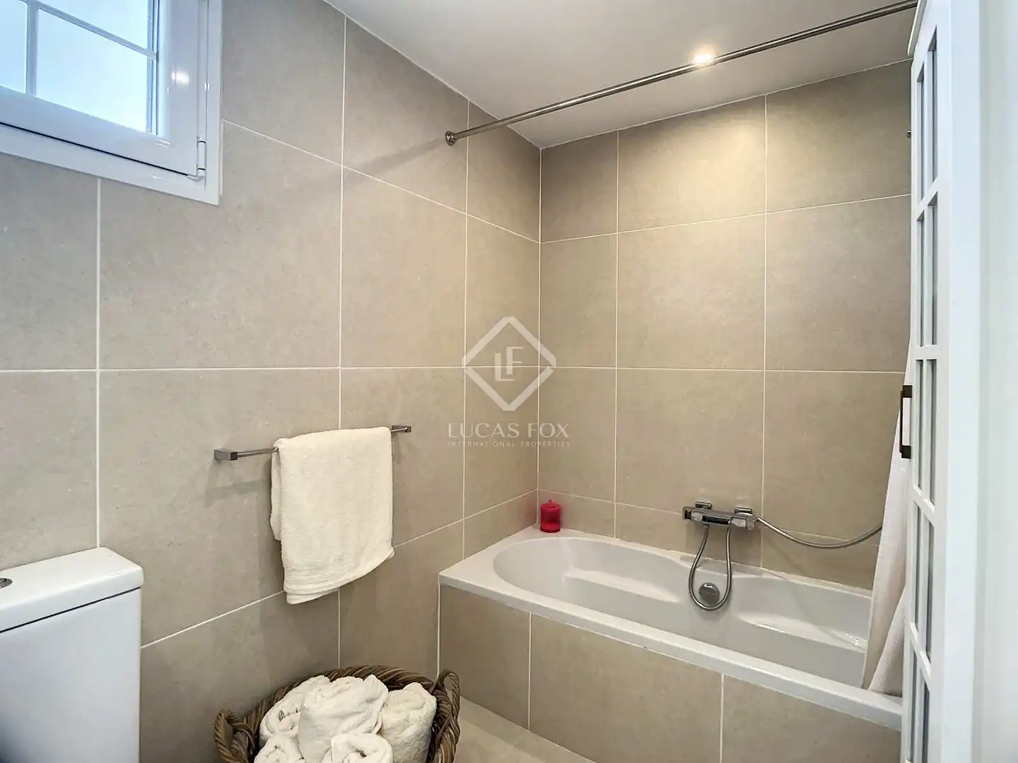 Bathroom of Houses for sale in Maó - Mahón  with Air Conditioner, Heating and Private garden