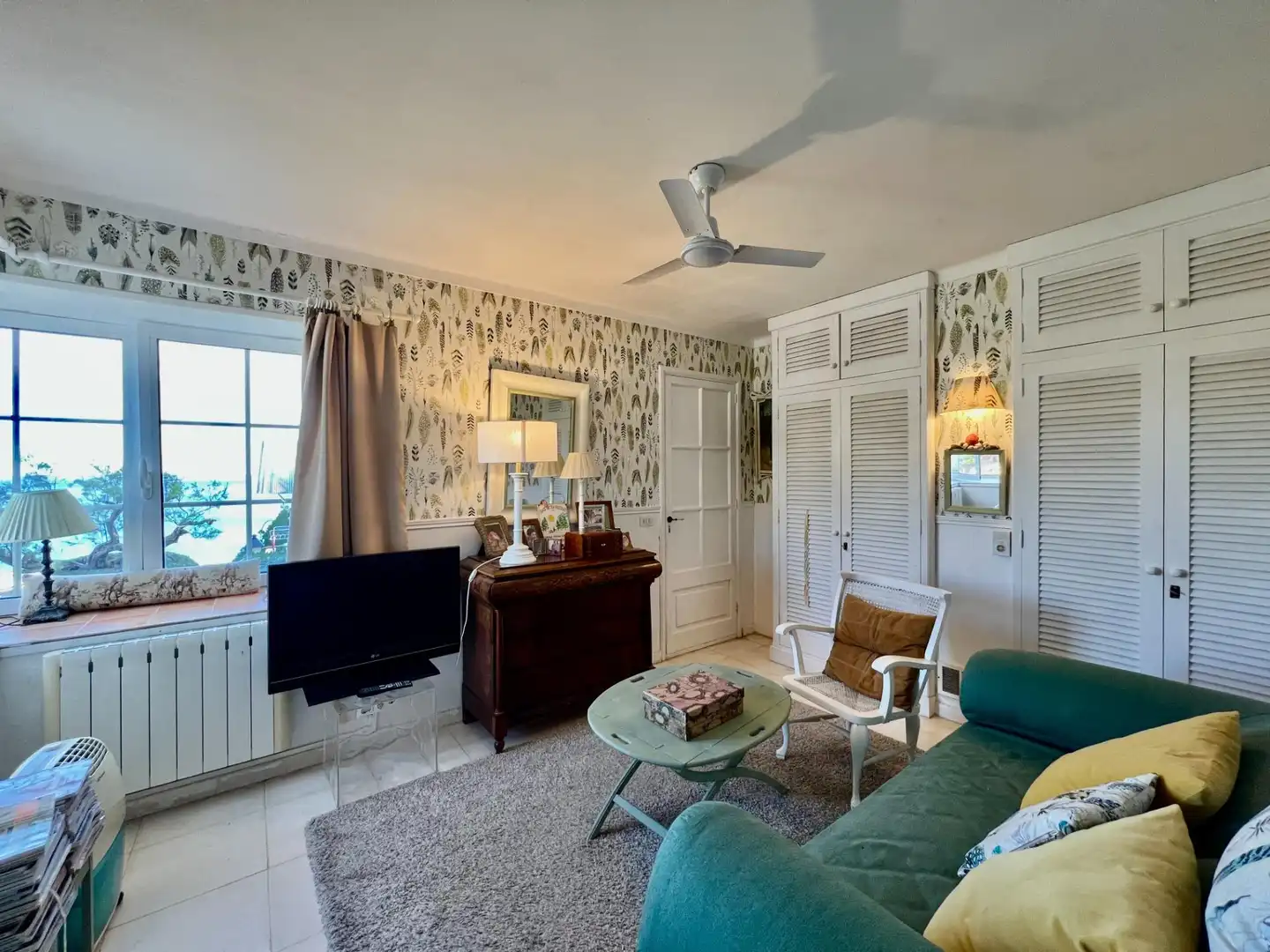 Living room of Houses for sale in Pollença  with Air Conditioner, Private garden and Terrace
