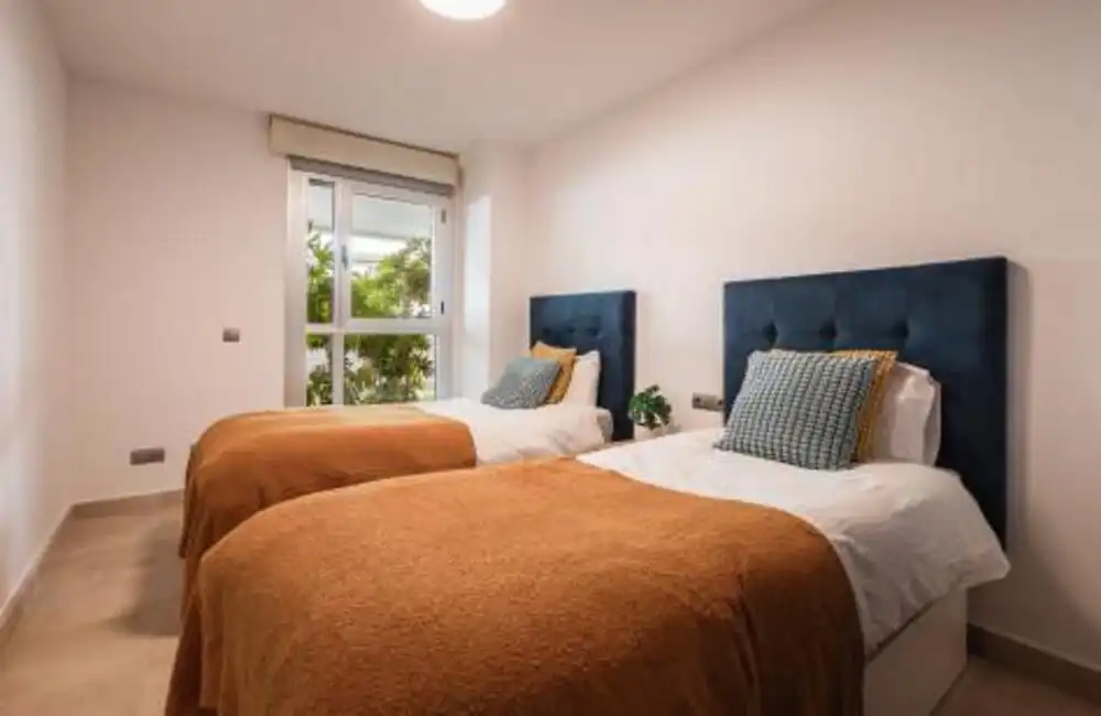 Bedroom of Apartments for rent in Marbella  with Air Conditioner, Terrace and Swimming Pool