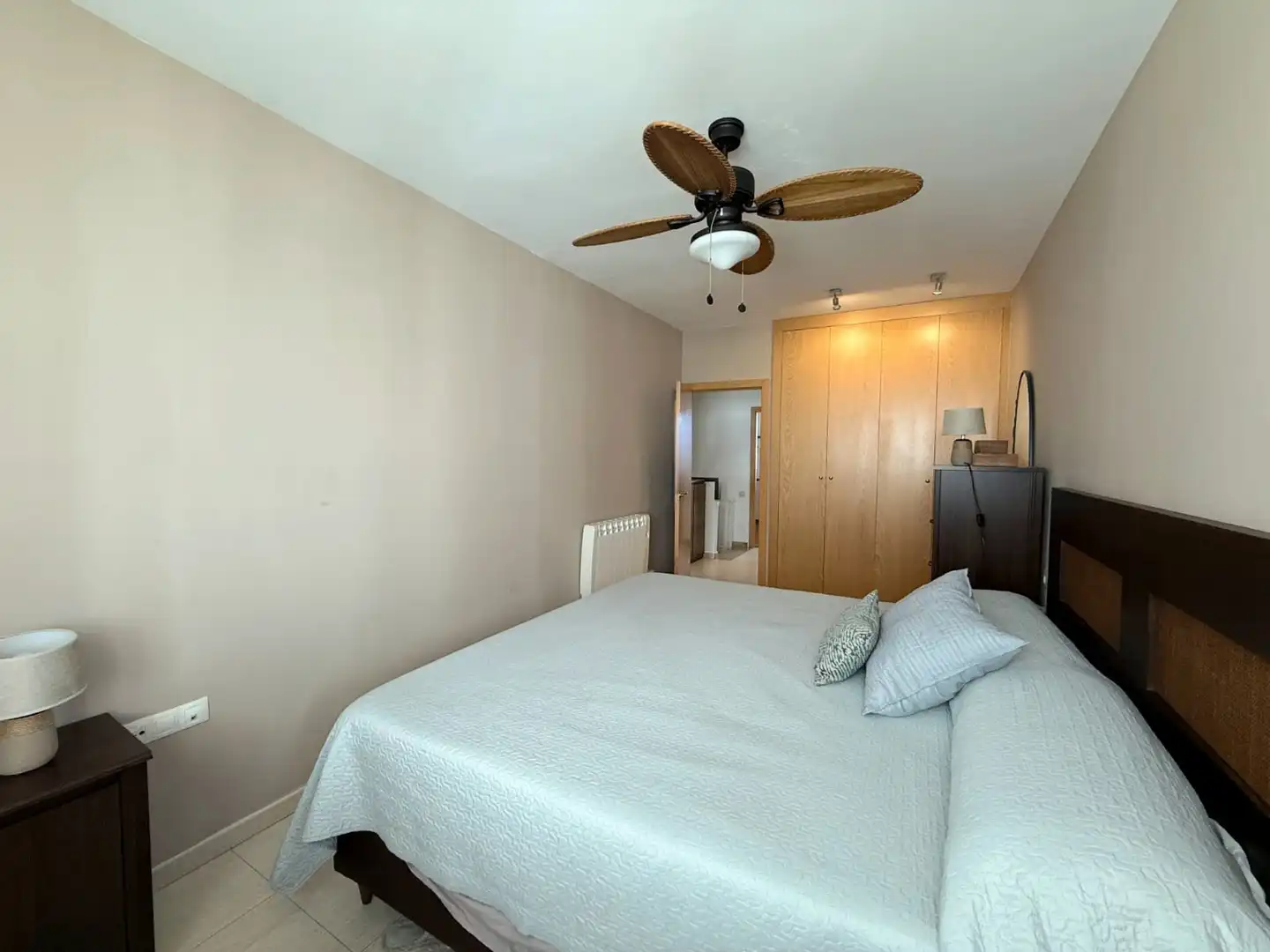 Habitación de Casa adosada en venta en Agullent con Aire acondicionado, Calefacción y Amueblado