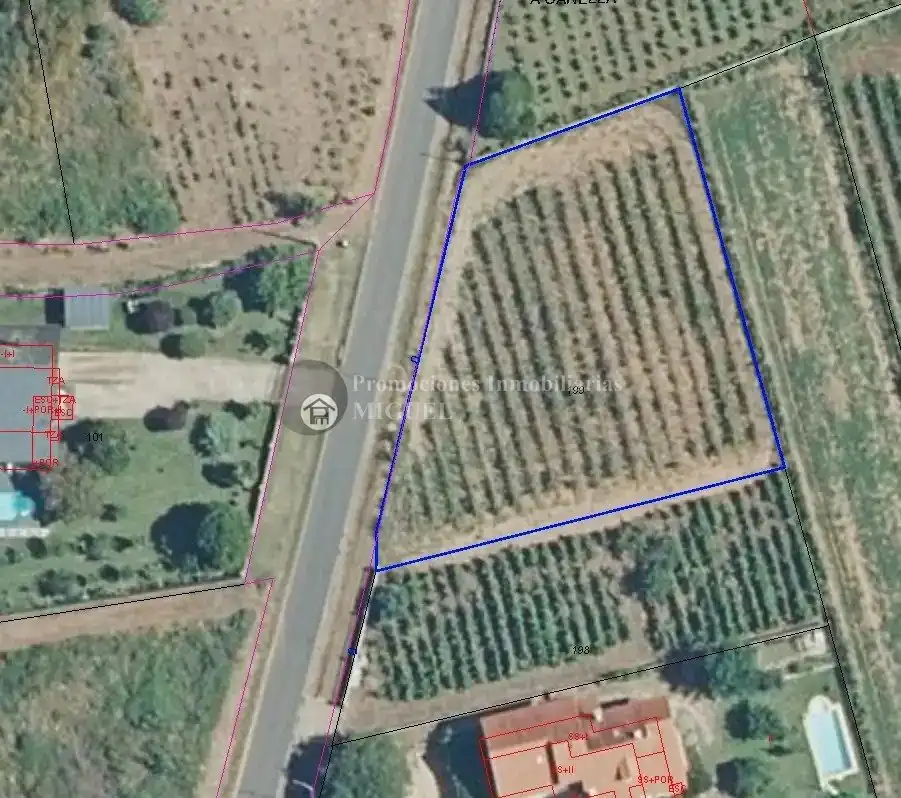 Terreny rústic en venda a Verín