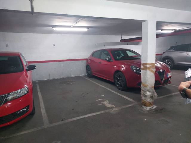 Garaje en Alquiler en Calle de Oudrid, 8 en Bellas Vistas